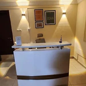 تحقق من التوفر